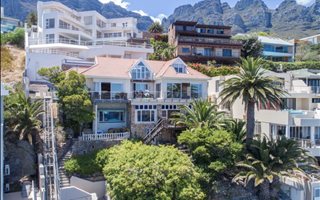3 Bedroom Apartment in Camps Bay