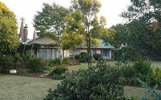 4 Bedroom House in Parkhill Gardens
