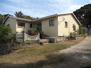 6 Bed House in Hibberdene