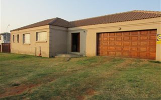 3 Bedroom House in Krugersrus