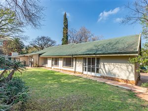 4 Bed House in Parktown North