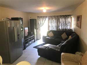 2 Bed Apartment in Meerensee