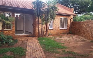 3 Bedroom Townhouse in Safarituine