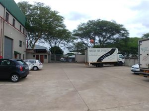 330 m² Commercial space in Briardene
