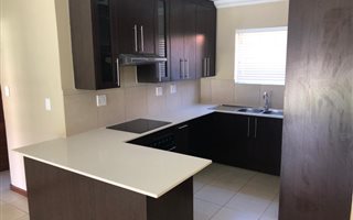 2 Bedroom Townhouse in Comet