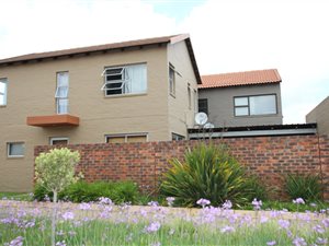 2 Bed Townhouse in Boardwalk