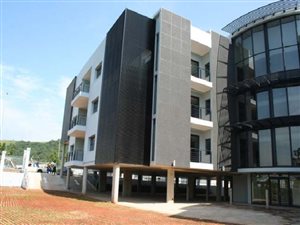 4365 m² Office Space in Riverhorse Valley