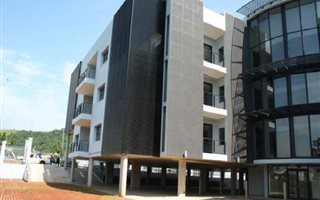 4365 m² Office Space in Riverhorse Valley