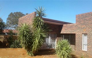5 Bedroom House in Carters Glen