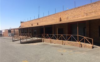 1900 m² Industrial space in Springs Central