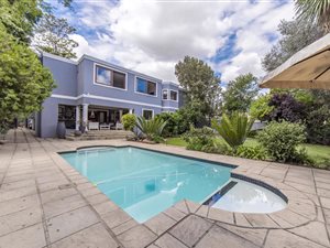 4 Bed House in Kyalami Estate