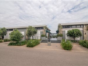 3 Bed Apartment in Modderfontein