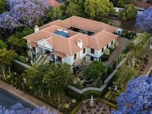 5 Bed House in Waterkloof