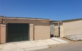 2 Bedroom House in Zwide