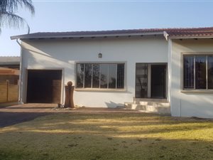 3 Bed House in The Reeds