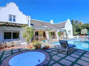 4 Bed House in Fancourt