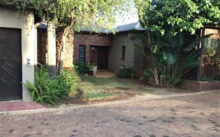 3 Bedroom House in Naturena