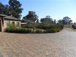 3 Bed House in De Deur