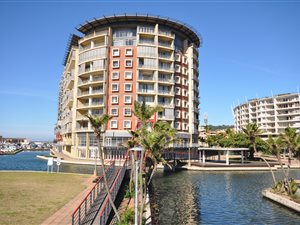 3 Bed Duplex in Point Waterfront