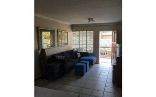 2 Bedroom Townhouse in Melrose North