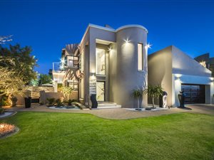 4 Bed House in Olive Crest Estate