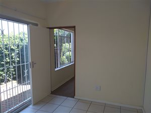 1 Bed Garden Cottage in Cresta
