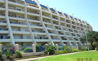 3 Bedroom Apartment in Amanzimtoti