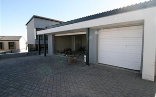 4 Bedroom House in Midstream Ridge Estate