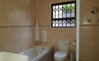 3 Bedroom Townhouse in Vanderbijlpark SE