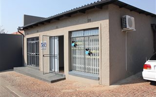 22 m² Commercial space in Westdene