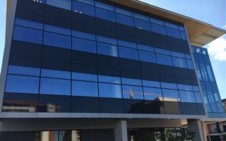 480 m² Commercial space in New Town Centre