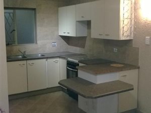 2 Bedroom Flat in Bonaero Park