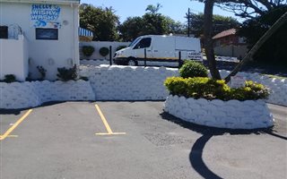 327 m² Retail Space in Shelly Beach