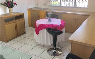 1 Bedroom Apartment in Avoca