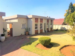 4 Bed House in Johannesburg Central and CBD