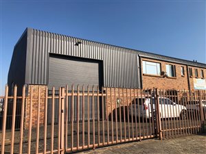 840 m² Industrial space in Sebenza