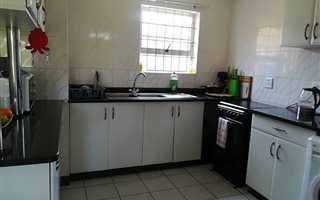 3 Bedroom Duplex in Meerensee