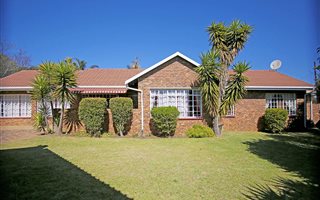 3 Bedroom House in Isandovale