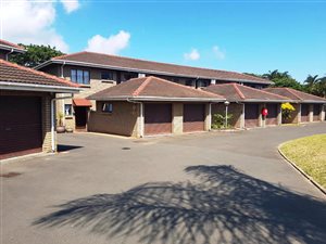 2 Bed House in Meerensee