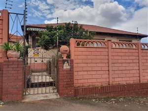 3 Bed House in Woodlands