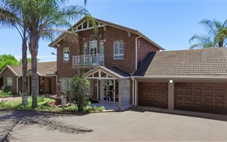 5 Bedroom House in Lincoln Meade