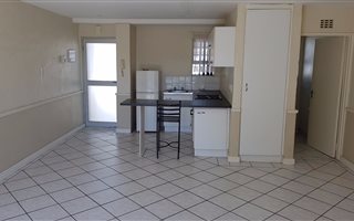 1 Bedroom Apartment in Humewood