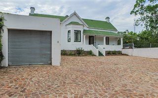 4 Bedroom House in Grahamstown Central