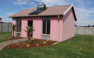 2 Bedroom House in Thokoza