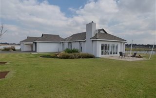 6 Bedroom House in Bredell AH