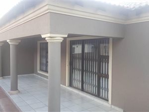 3 Bed House in Denneoord