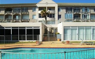 1 Bedroom Apartment in Lagoon Beach