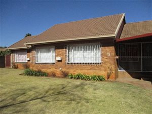 3 Bed House in Crystal Park