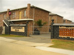 2 Bedroom Apartment in Scheepers Heights