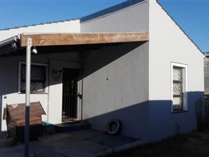 3 Bed House in Weltevreden Valley